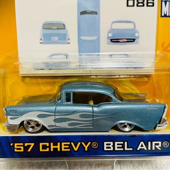 Jada Dub City 57 Chevy Bel Air Blue 
1:64 - Picture 7 of 8